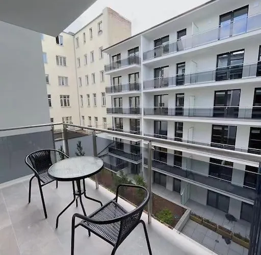 Oktogon With Balcony Budapest